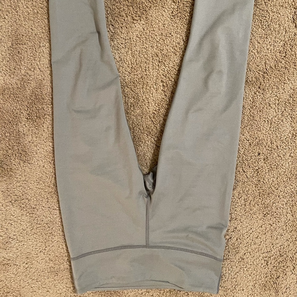 Gray with purple tint Fabletics cropped leggings